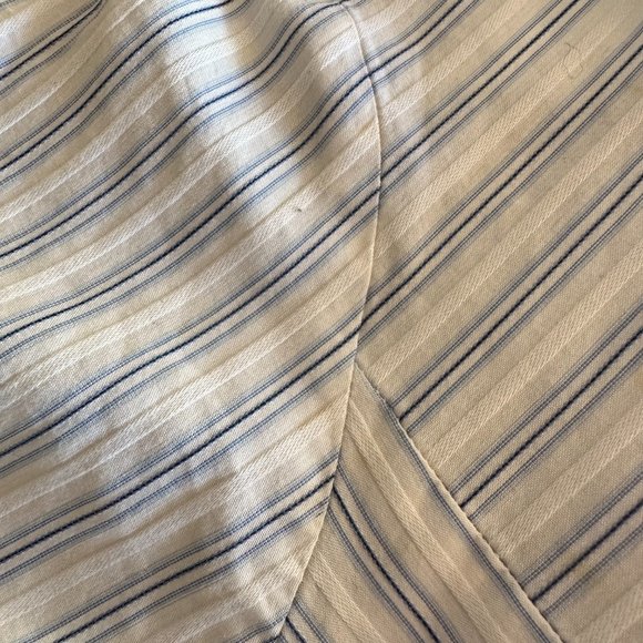 Express Essential Shirt - Picture 7 of 7